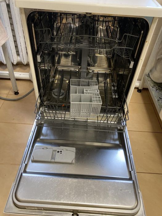 Посудомоечная машина Bauknecht GSF 2500 на запчасти или востановлене