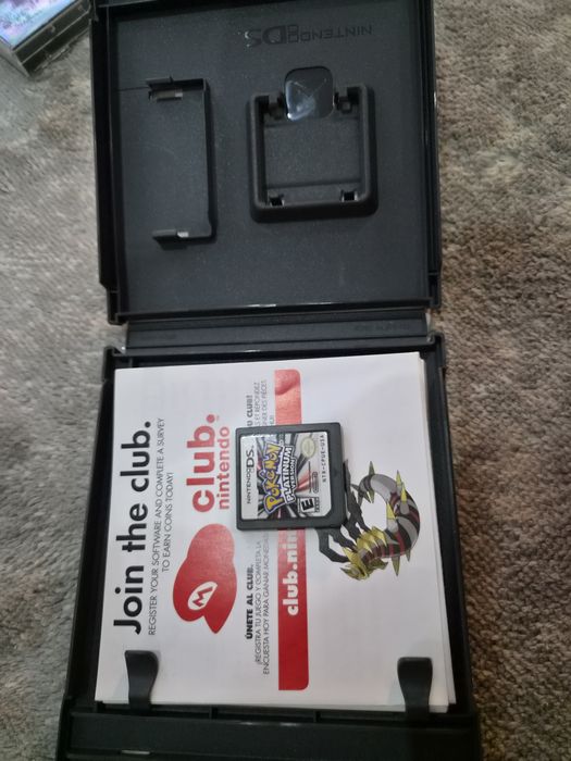 Pokémon Platinum Version - Nintendo DS (Versão USA / Completo CIB)