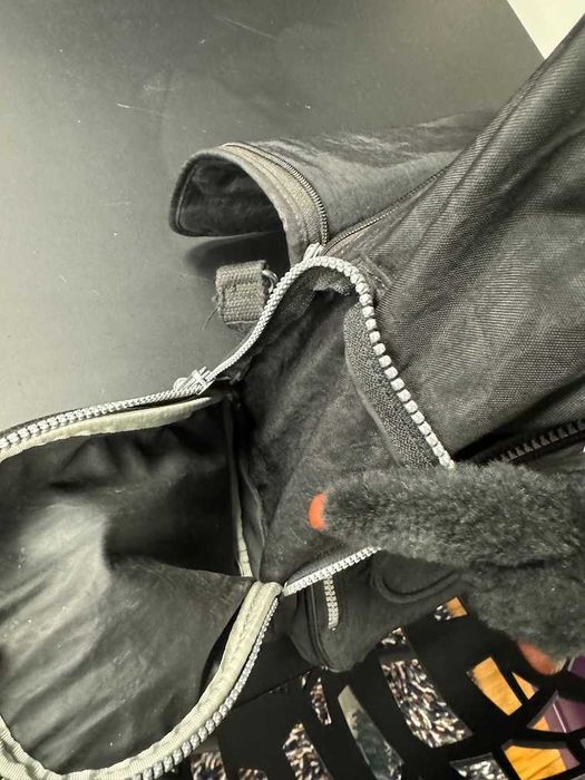 PROMOCAO - Mochila com Rodinhas Kliping Preta em Perfeito Estado