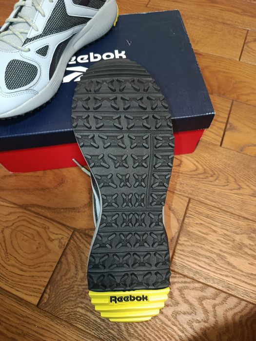 Reebok Lavante Terrain сірі 10.5 (44) 28.5 см FU8605
