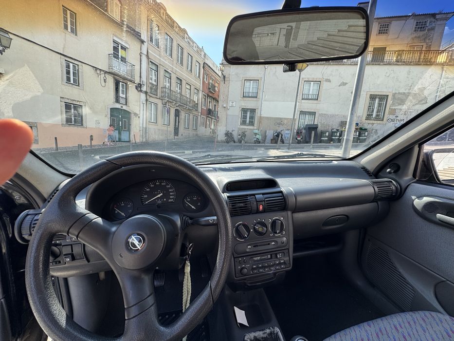 Opel Corsa B 1.2 Gasolina – 1997 — photo 4