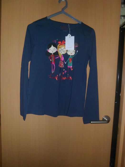 sweats nova com etiqueta para rapariga da marca Freestgle