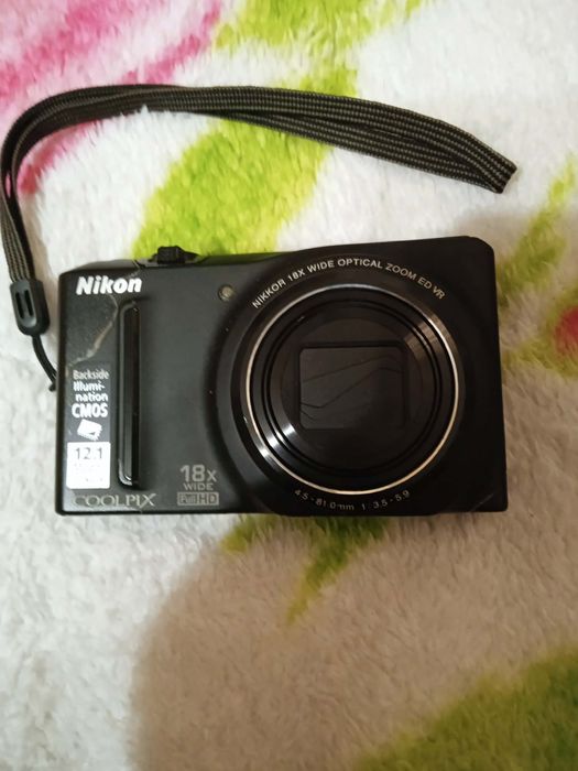 Фотоапарат Nikon  Coolpix S9100 стан гарний є зарядне