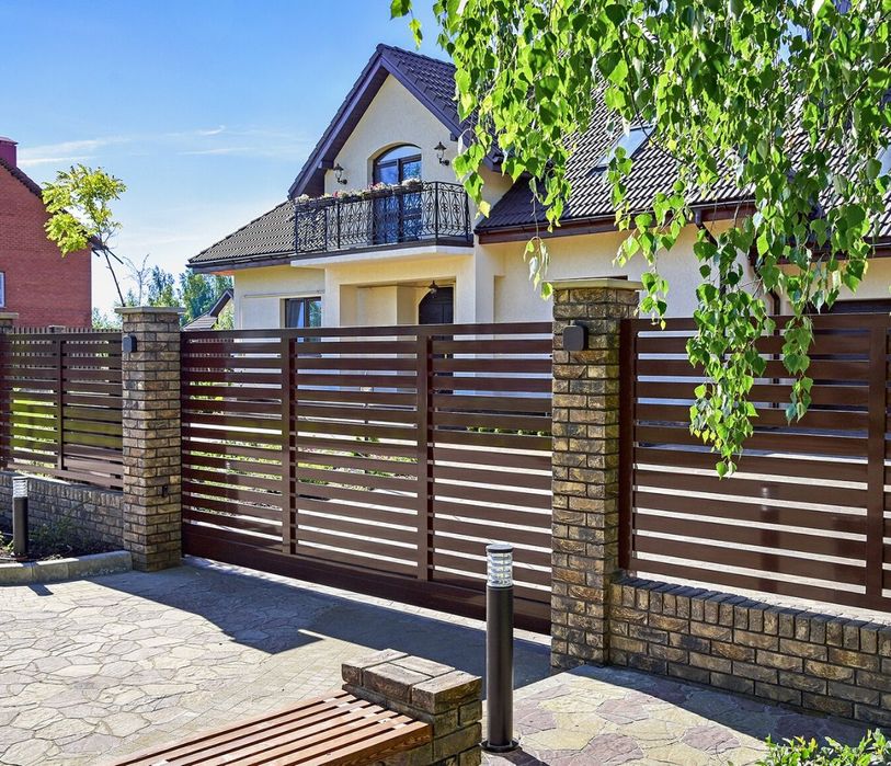 Металочерепиця,  профнастил,  цинк - дах на роки