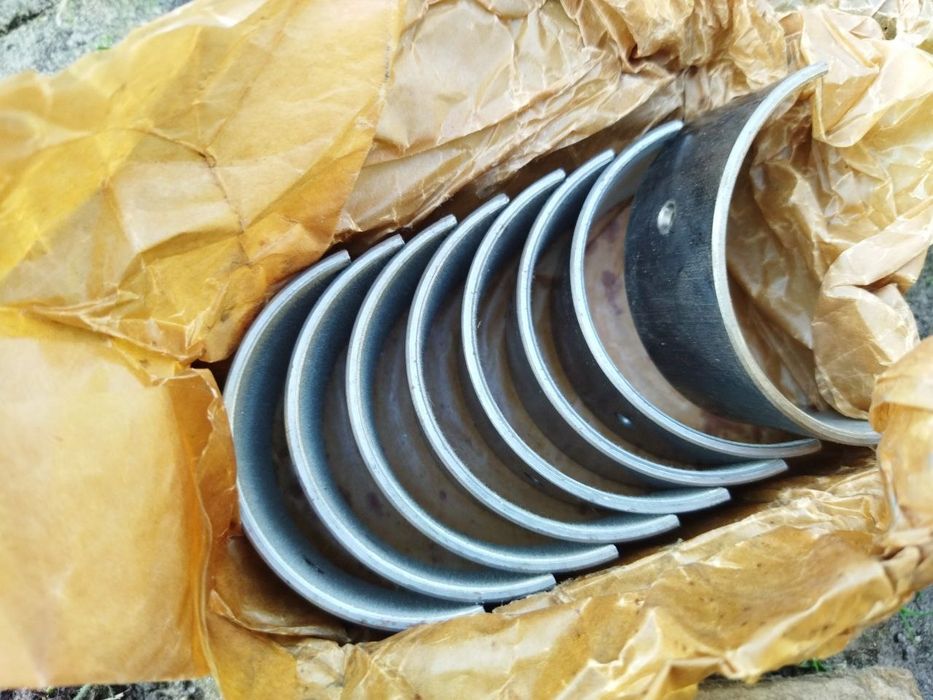 Комплект шатунных вкладышей ВАЗ 2101-07 СССР(Жигуль 2102,03,04,05,06 ...