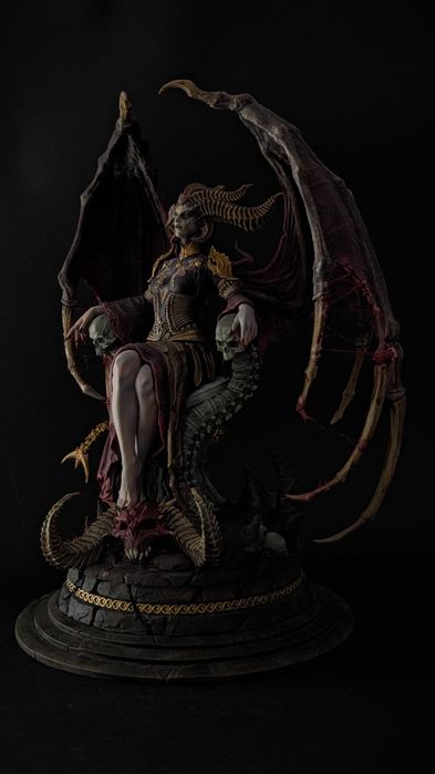 Продаю эксклюзивную фигурку Лилит из Diablo IV.