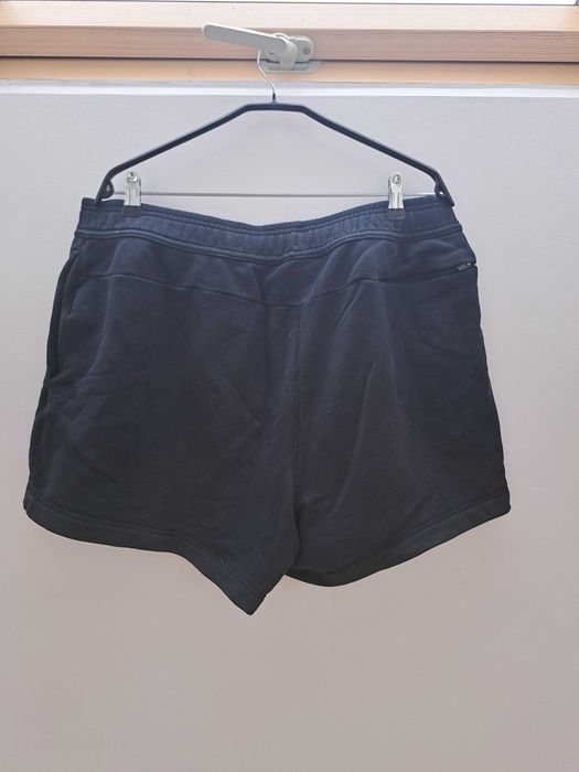 Czarne spodenki Nike Air XXL – wygodne, bawełniane
