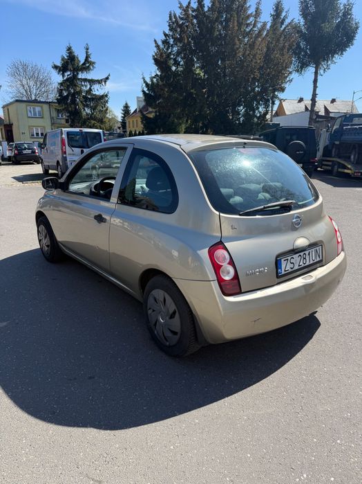 Nissan Micra 1.0 webasto