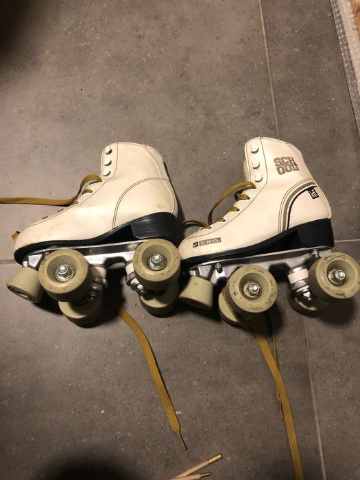 Patins nr32 como novos