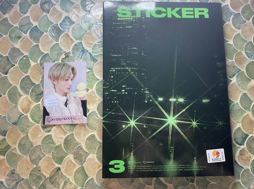 Álbum nct127 (sticker - Seoul city ver)