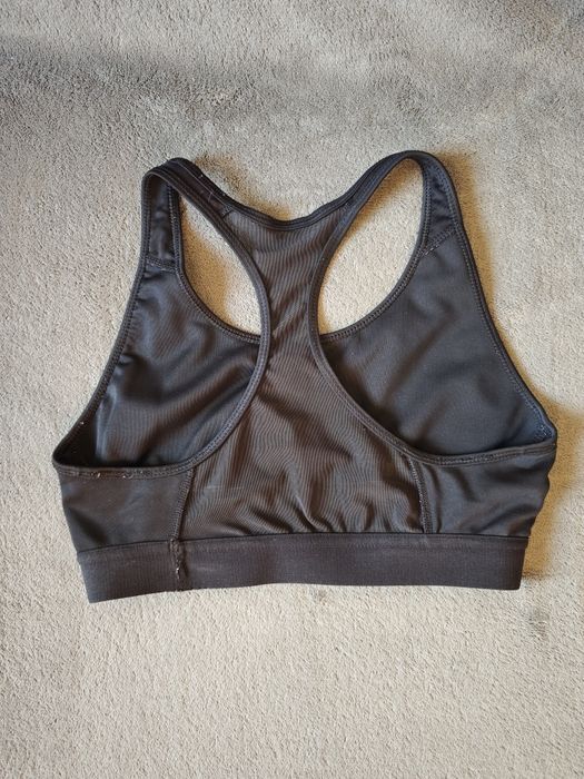 Спортивний топ Adidas, розмір M