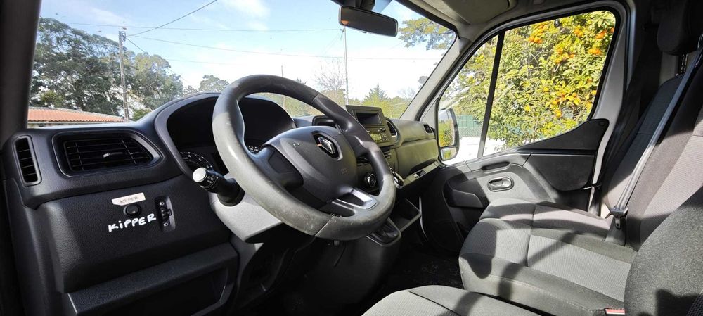Vendo Renault Master caixa basculante