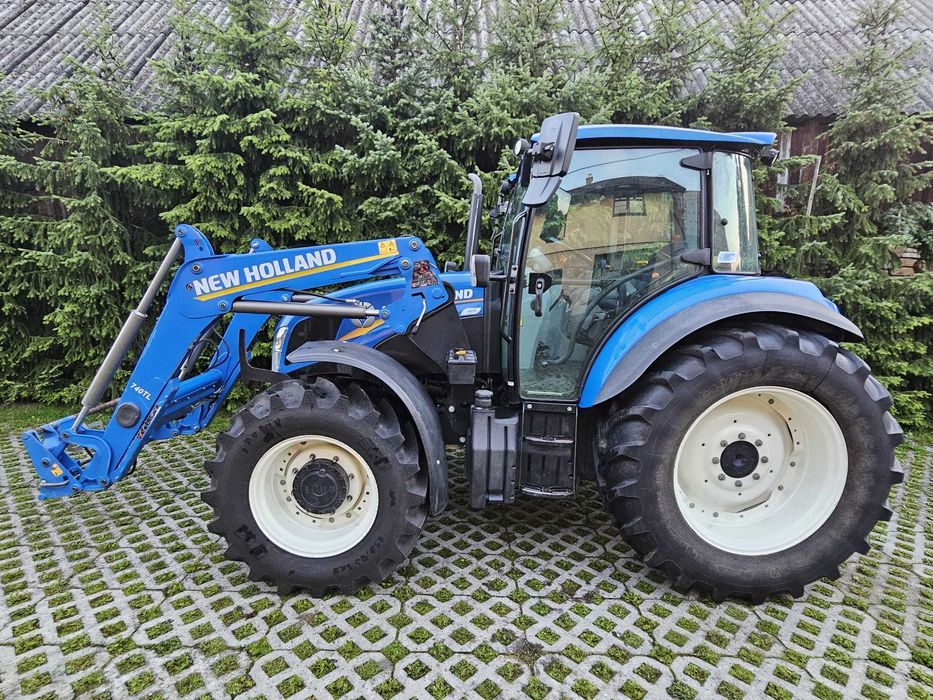 New Holland T5.115 z ladowaczem czolowym, 2700 motogodzin