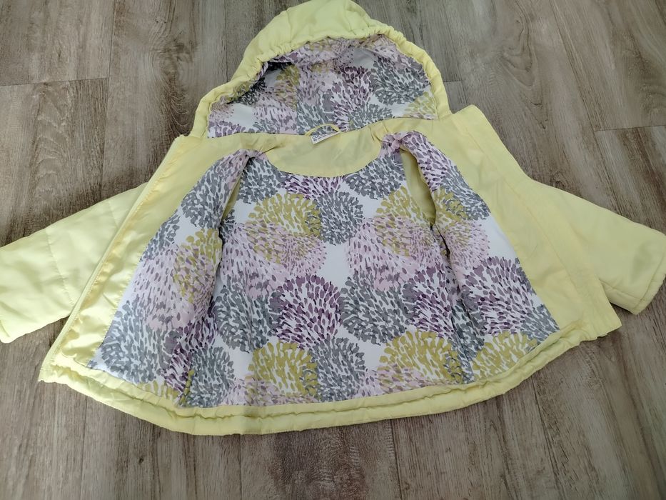 Kurtka dziecięca z kapturem