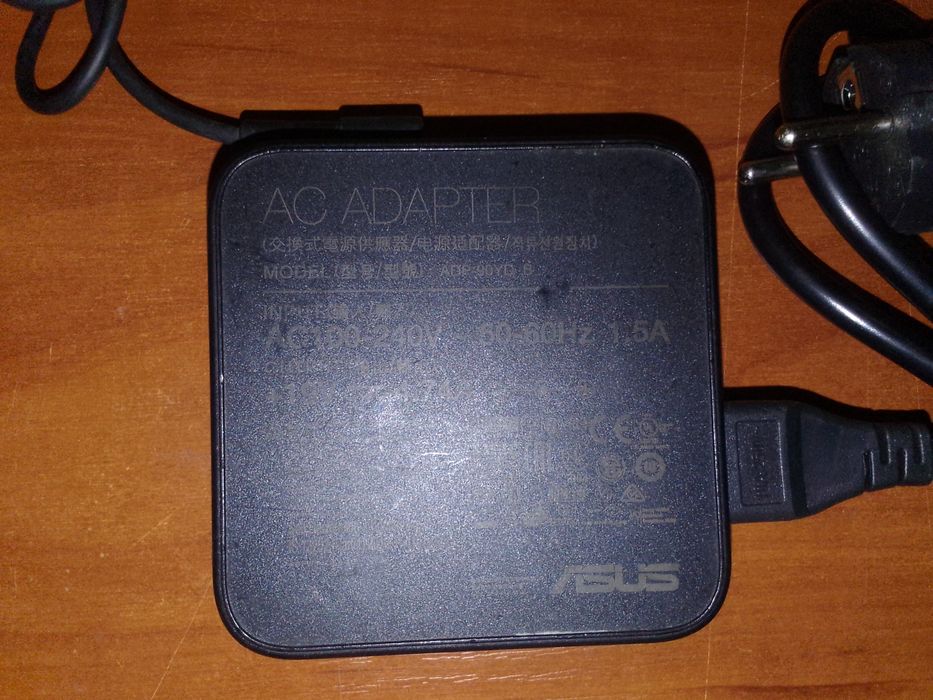 Продам Зарядний пристрій для Asus