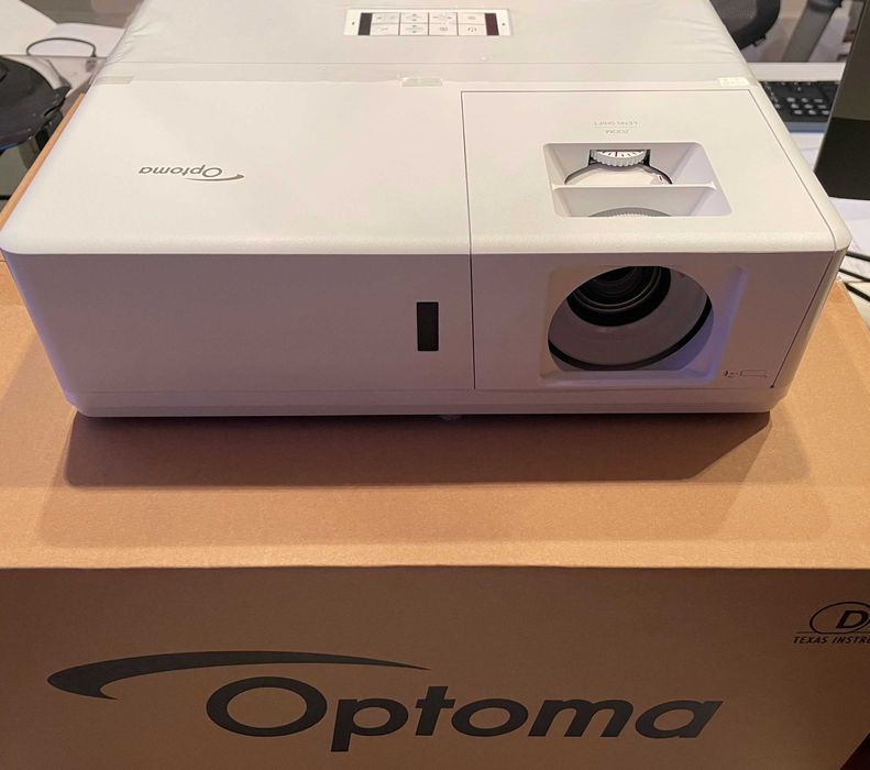 Optoma HD146X プロジェクター ジャンク品 optoma-hd146x-projector-1080p-