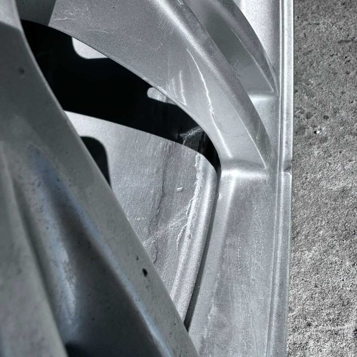 Диск 19" Tesla Y  б/в ремонтований