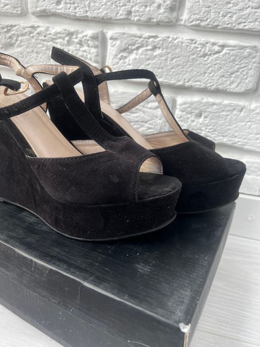 Замшеві босоніжки