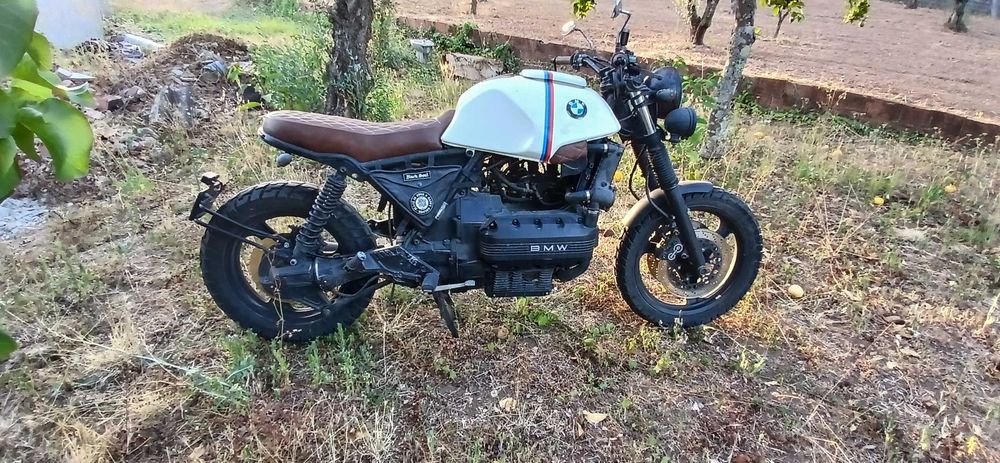Mota BMW K 1100 LT Cafe Racer / Scrambler
