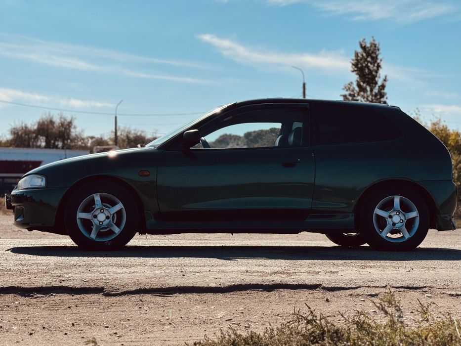 Mitsubishi Colt 2000 VIN JMBMNCJ1AYU001174 фото оголошення 6 з 19