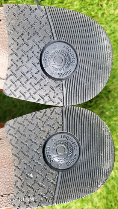 Туфлі чоловічі  Bugatti