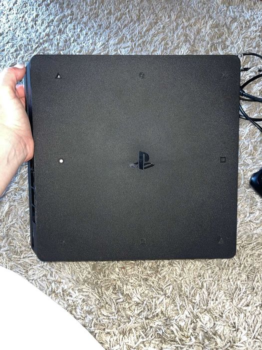 PlayStation 4 Slim + Controle Original + Jogo GTA 5