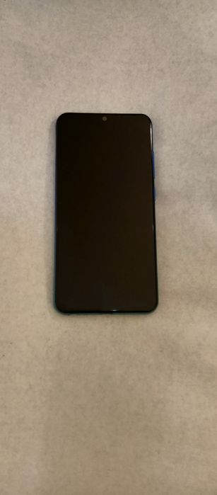 Vivo 1820 / 2GB RAM / Ультратонкий / Красивый синий градиент / Рабочий
