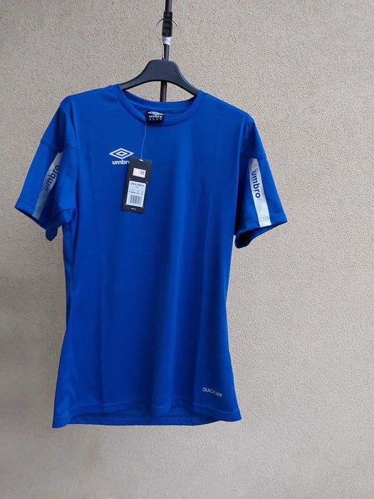 koszulka nowa  z metką firmy Umbro - rozm . M