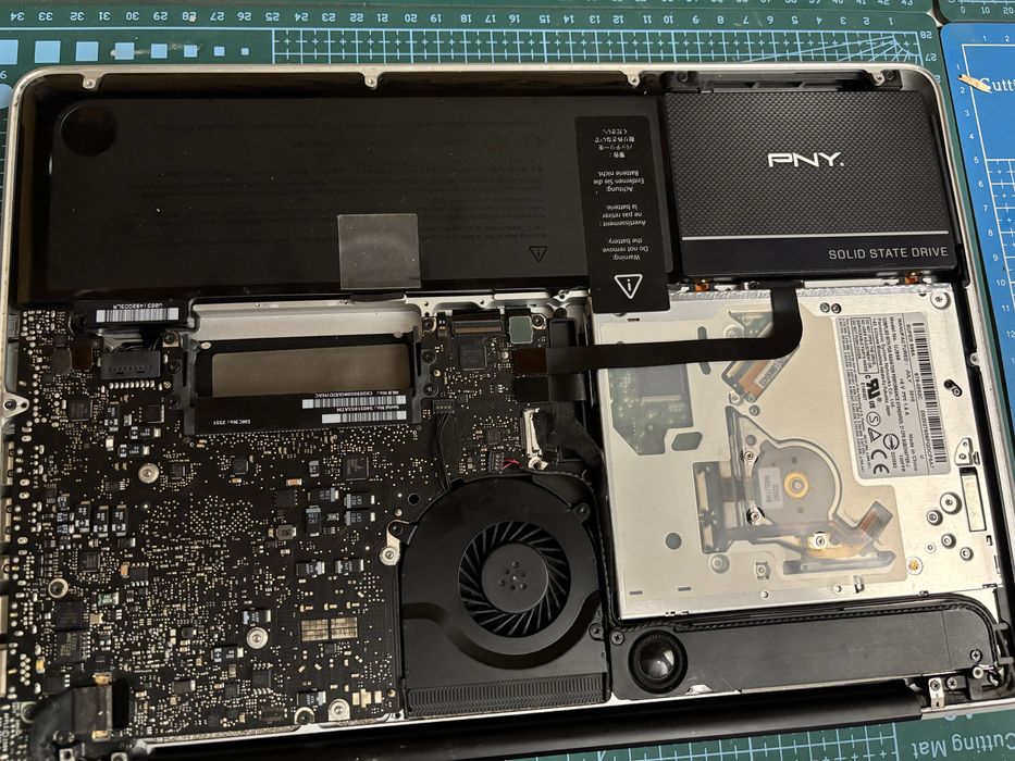 Macbook Pro A1278 13 cali