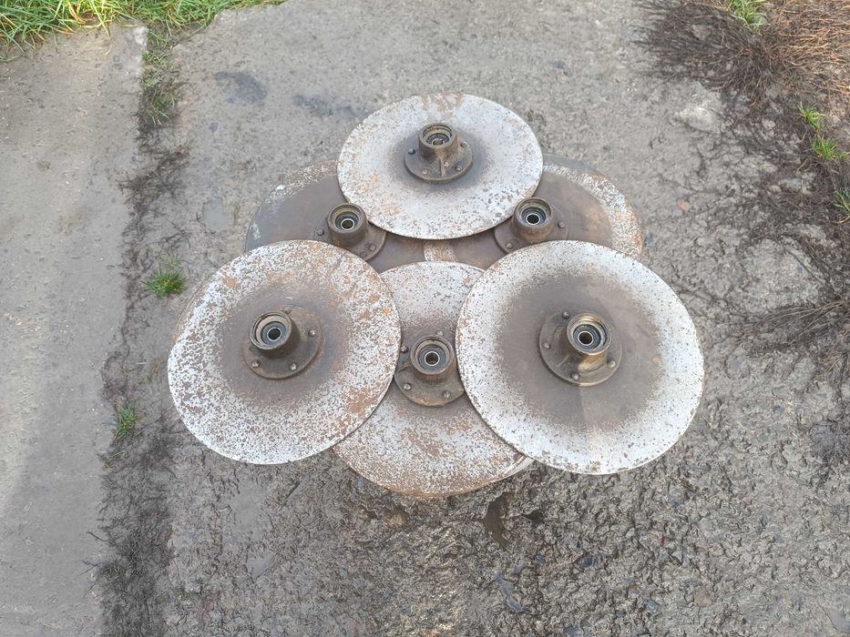 Запчастини до сівалки СЗ 3.6-5.4 гідроциліндр ЦС 75.