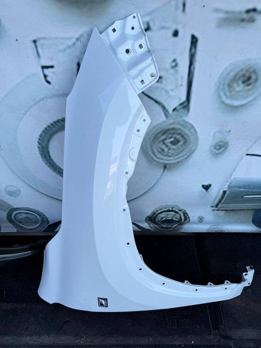 Крило праве на Lexus NX 22-25 року