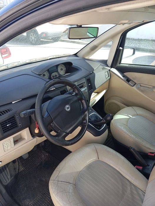 Lancia Musa 1.3 16V M-jet Oro