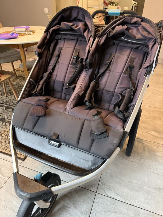 Коляска для двійні Thule