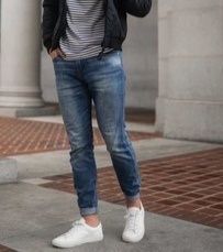 Классические синие джинсы на р.46