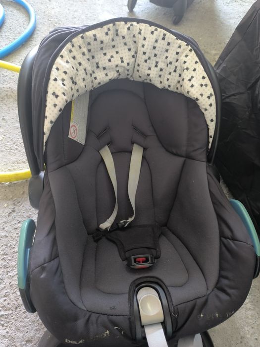 Ovo de bebé Cybex com base ISOFIX