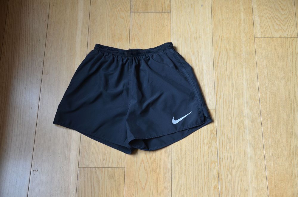 spodenki czarne damskie Nike r. XS/S