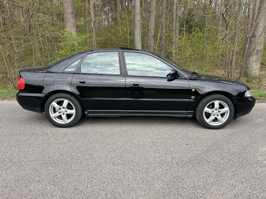 Audi A4 B5 1.8 benzyna POLECAM ZAPRASZAM