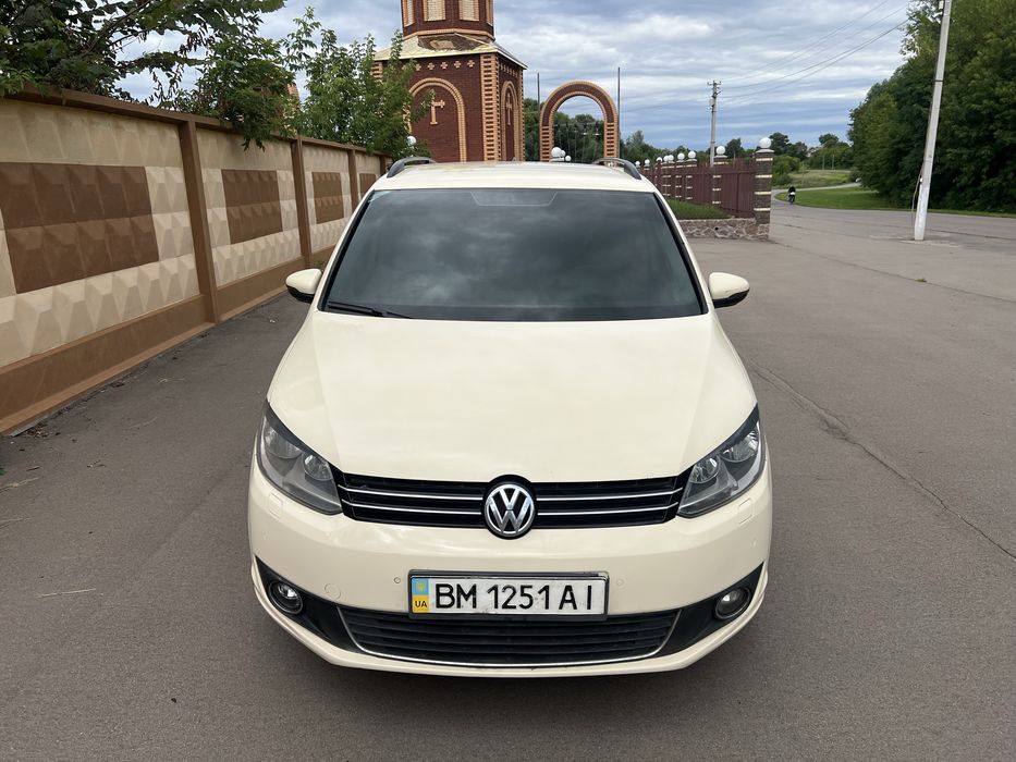 VW TOURAN 2012 1.4 газ метан/бензин