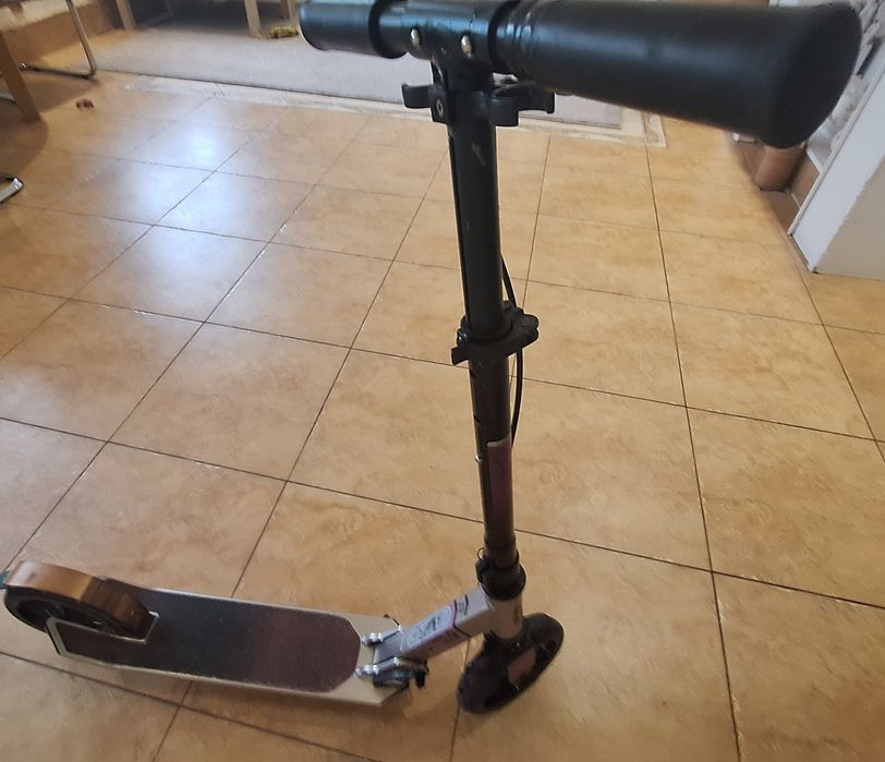 Hulajnoga Oxelo Mid 9 Czarno Różowa