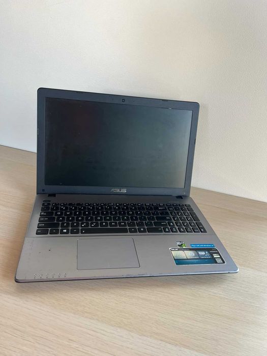 Laptop ASUS do Pracy Nauki Gier - stan bdb, pierwszy właściciel