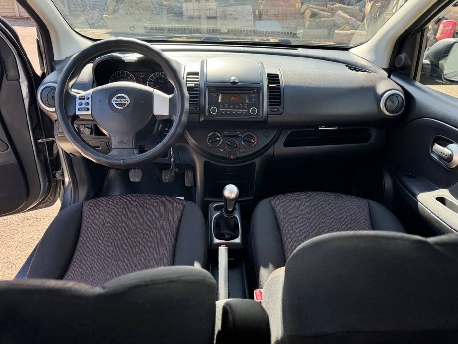 Nissan Note 2010рік 1.4 бензин