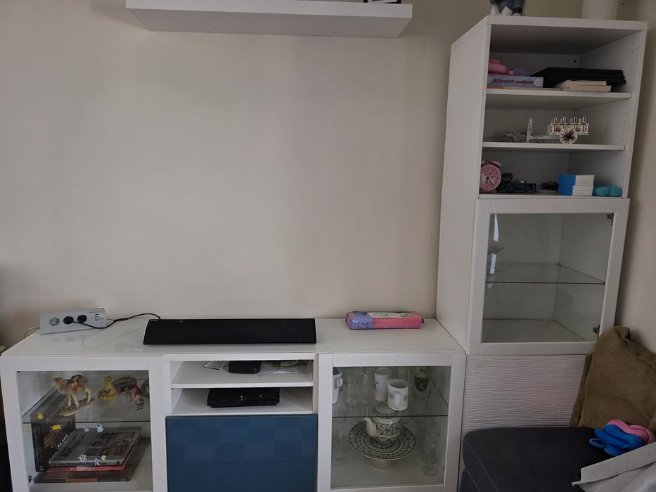 Movel de televisão com armário