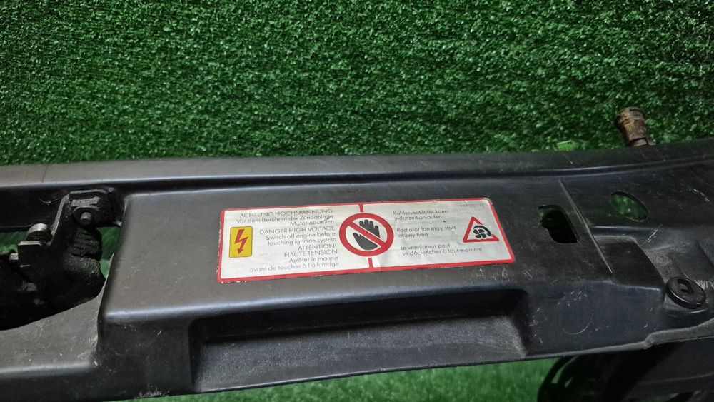 Frente Fibra Audi A4 B5 8D 1995 a 2001 Ref. 8D0805594 Original C/ Ventoinha