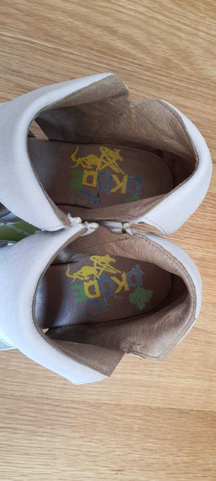 Sandália Dkode Ynette SS11 novas com etiqueta 39