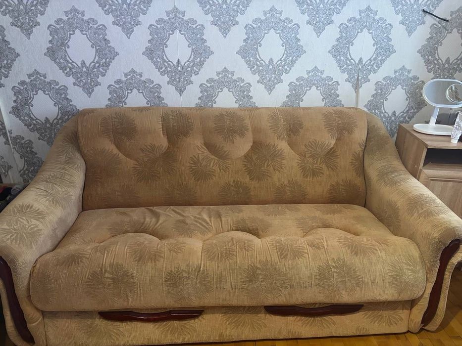 продам диван малютка