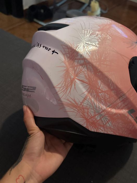 Vendo capacete ls2 tamanho s como novo