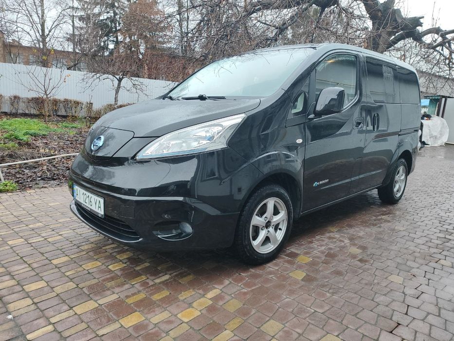 Електроавтомобіль NISSAN E-NV 200