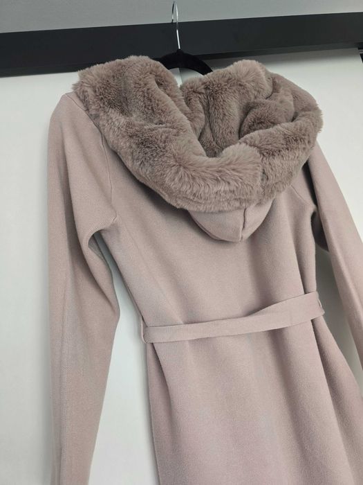 Kardigan z kapturem fango sweter kożuszek oversize