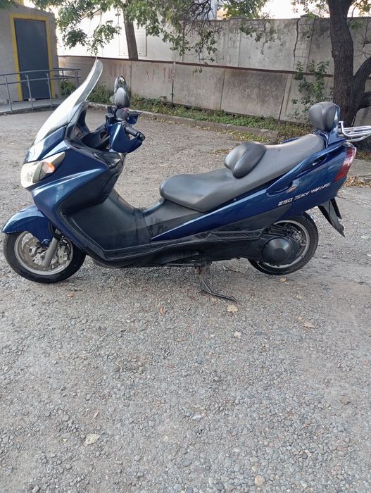 Продам Suzuki sky wave 250