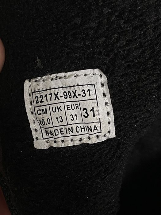 Дитяче взуття для дівчинки